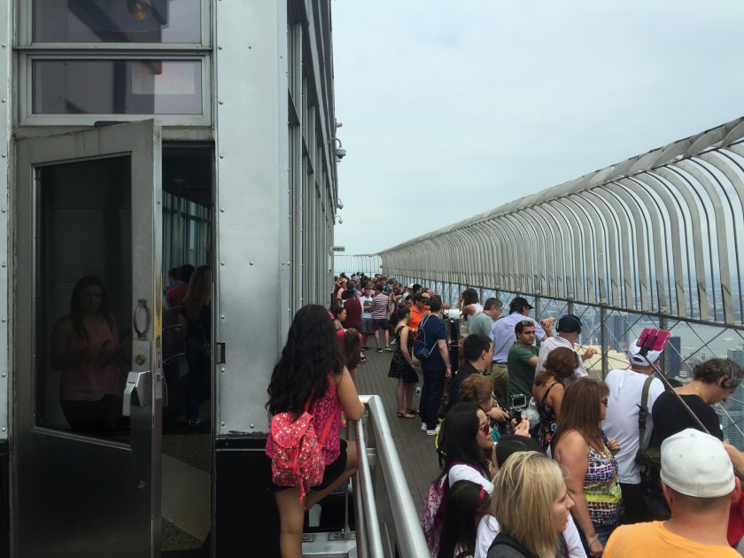 Parte externa do main deck do Empire State, no 86° andar
