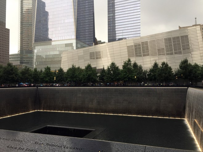 9/11 Memorial - Relecting Abscence e 9/11 Memorial Museum