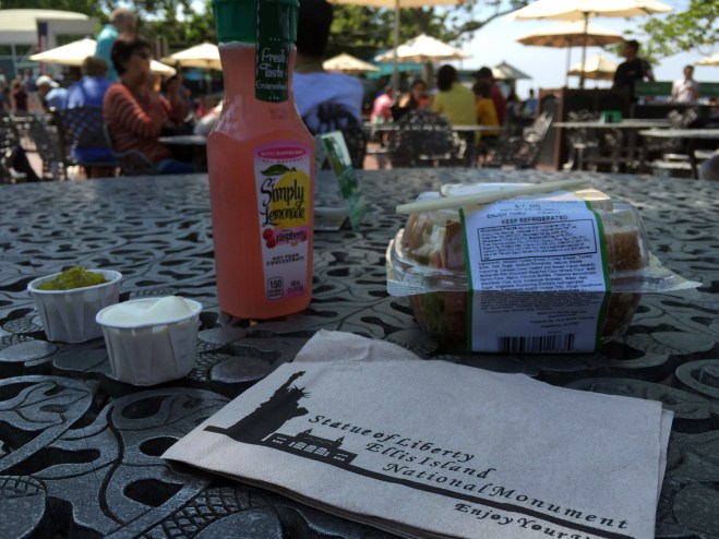 Lanche comprado na Liberty Island
