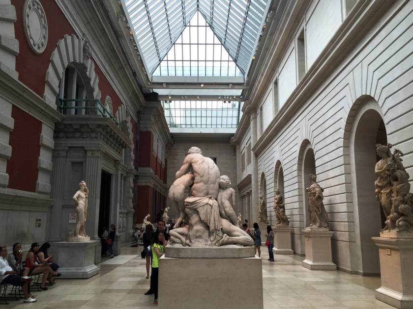 Esculturas expostas no Met