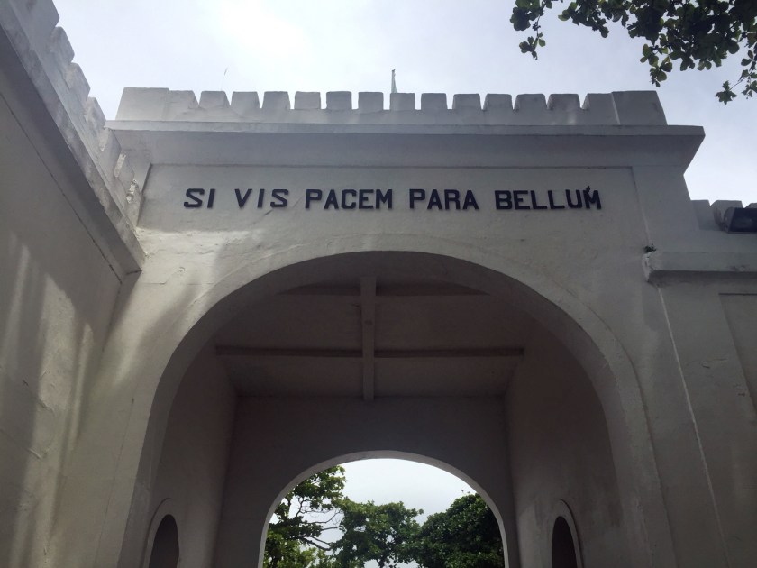 Portal do Forte de Copacabana