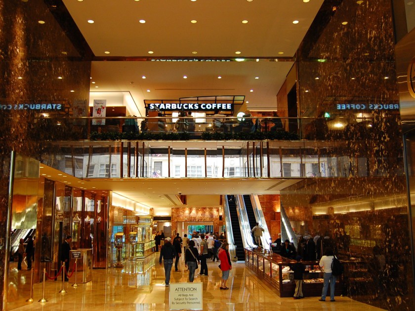 Saguão da Trump Tower | Foto: Fletcher