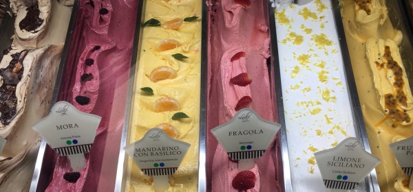 Sabores de frutas do Lullo Gelato
