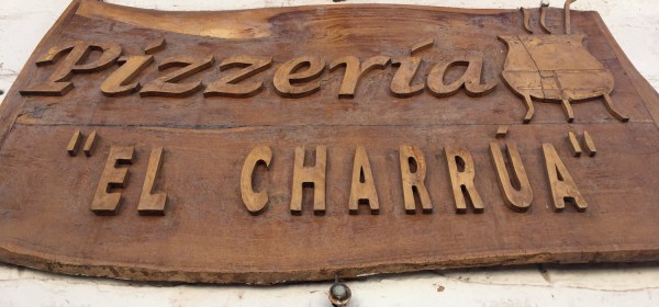Pizzería El Charrúa