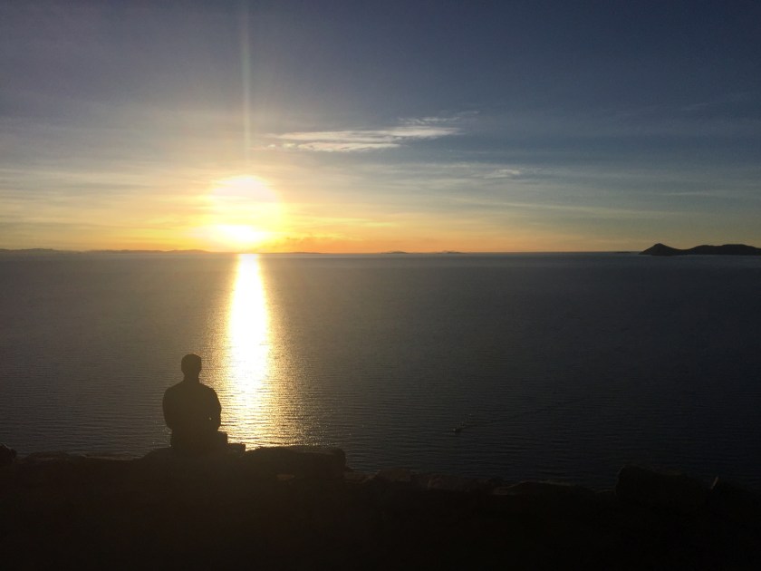 Pôr-do-sol no Lago Tititcaca visto do Cerro Calvario