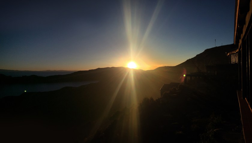 Pôr-do-sol visto do terraço