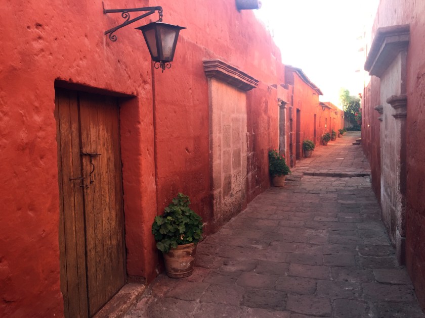 Uma das ruas do monastério