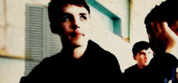 Detalhe da capa do livro "A cidade e os cachorros"