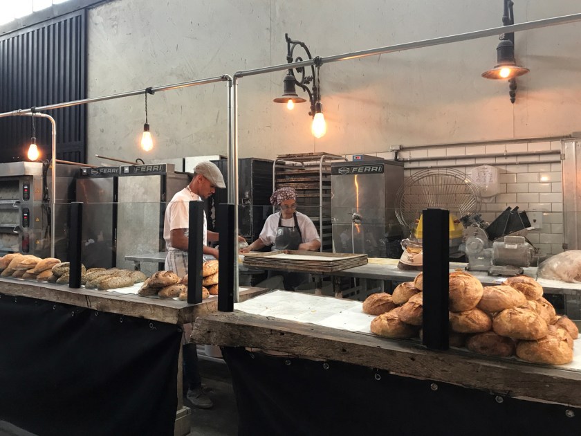 Pães artesanais e massa fresca