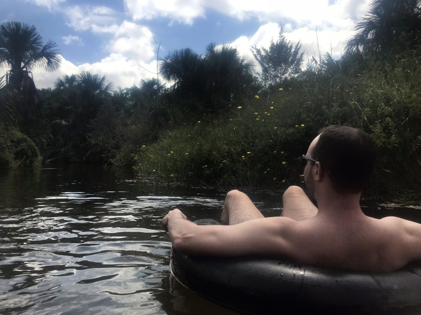 Flutuação no rio Formiga