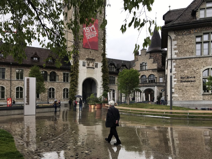 landesmuseum-zurique-suica-predio