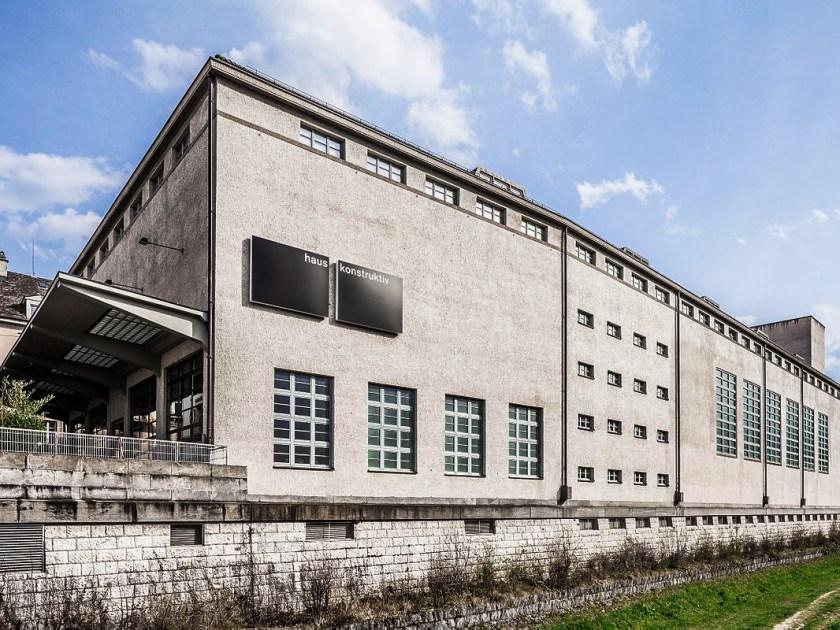Prédio da Haus Konstruktiv