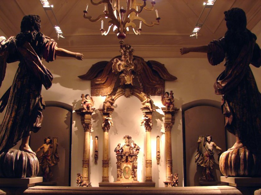 Exposição de peças religiosas