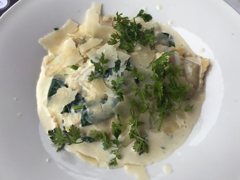 Ravióli de Mauro à l’ail des ours