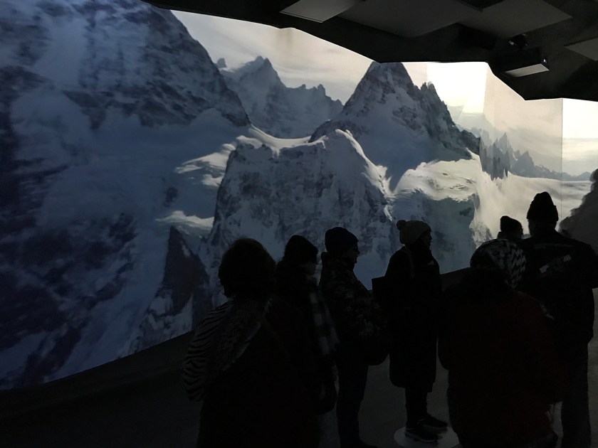 Apresentação de fotos e vídeos no Panorama