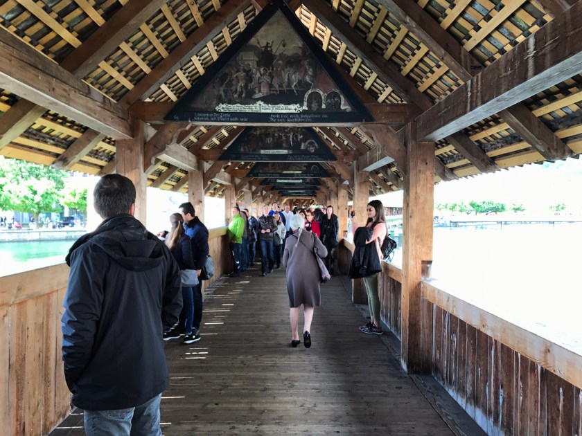 Travessia entre a cidade velha e a nova