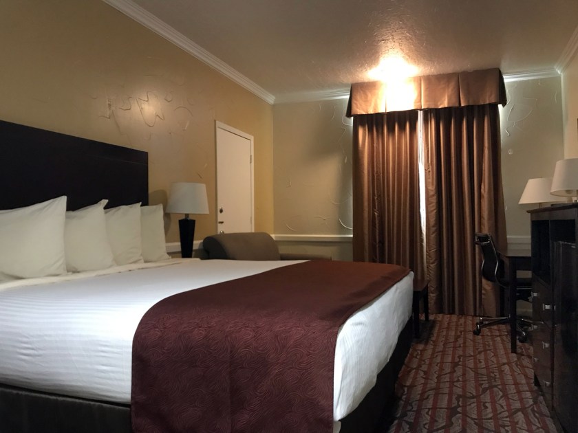 Quarto com cama king