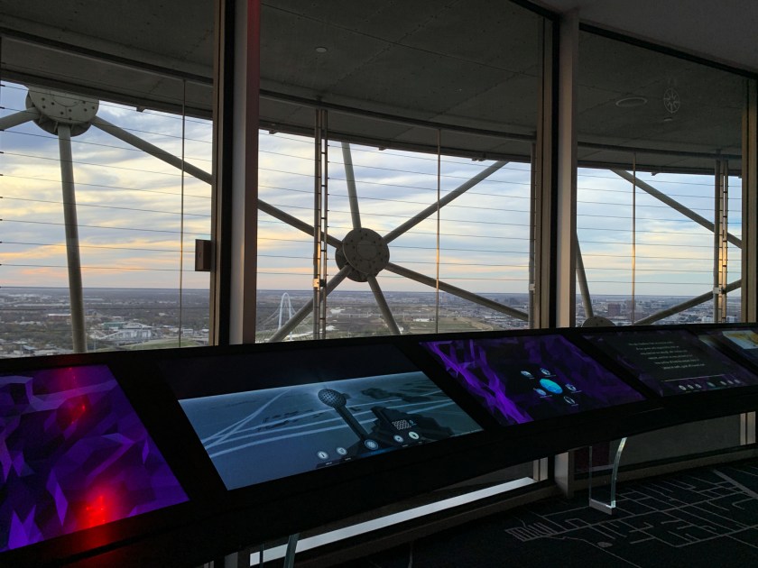 reunion-tower-dallas-texas-estados-unidos-interatividade