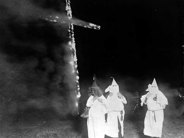 O segundo movimento, a partir de 1915