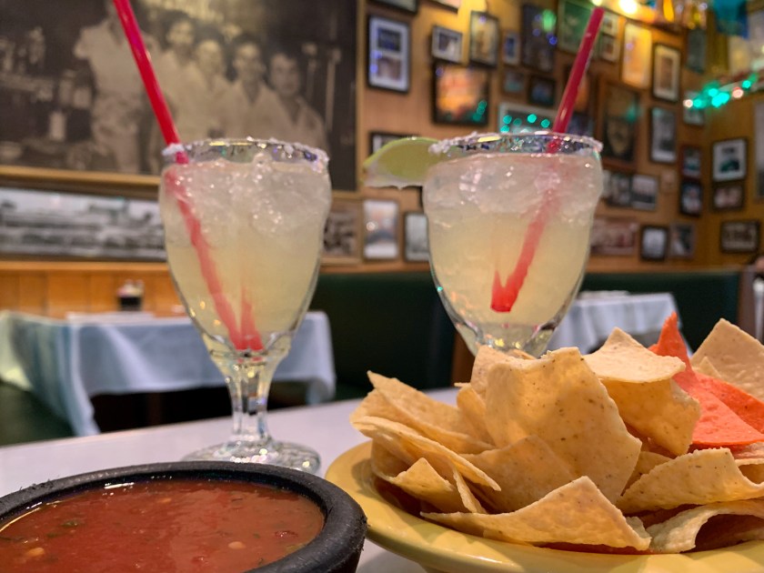 Margaritas e nachos