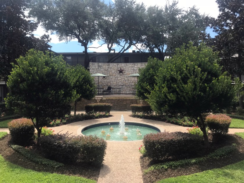 Jardins internos bem cuidados