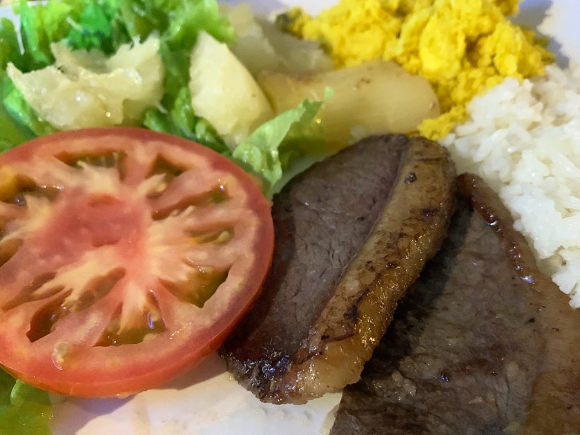 Refeição com sabor de comida caseira