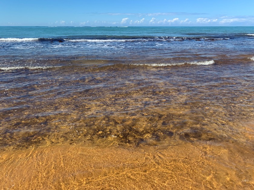 Mar da praia dos Nativos