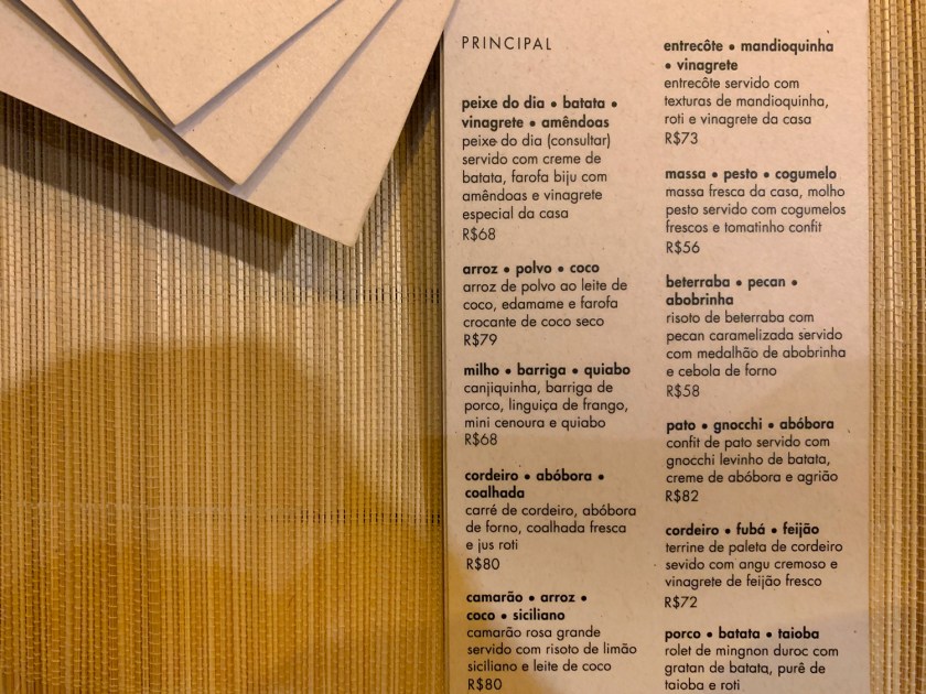 Cardápio com os pratos principais