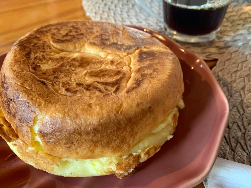 Pão de queijo de frigideira