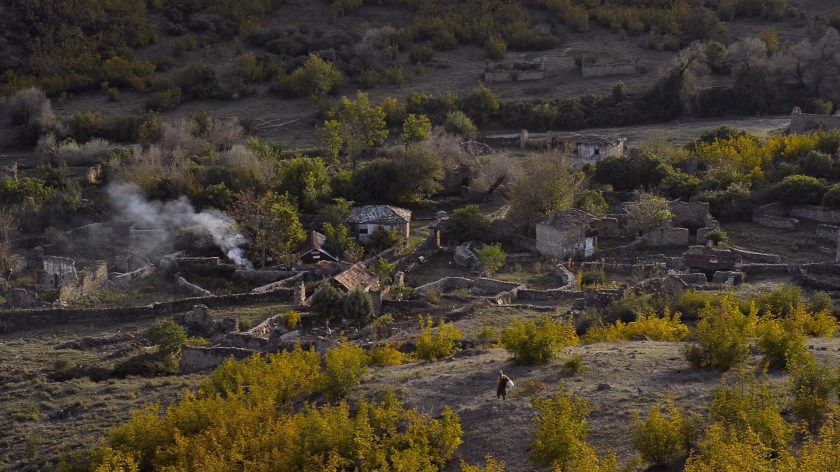 A remota vila de Bekirlija