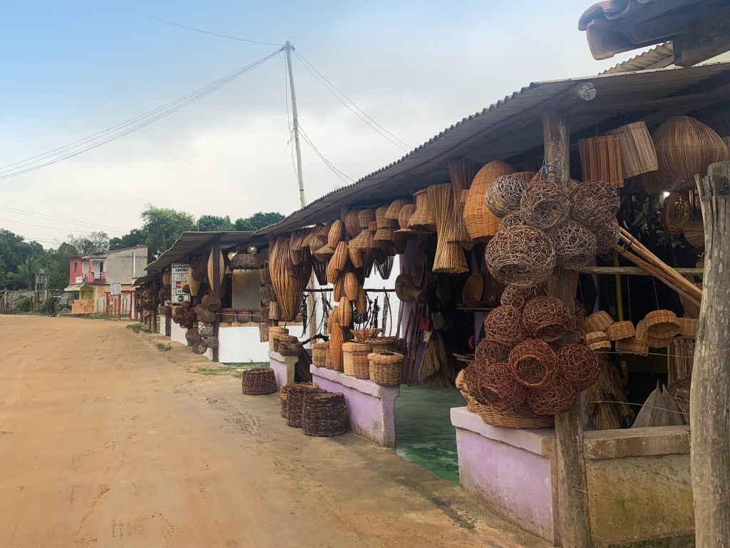 Artesanato indígena em Imbiriba