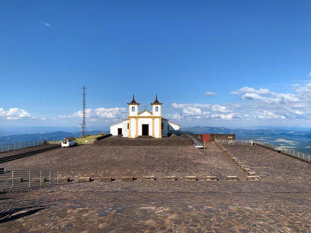 Praça Cardeal Motta