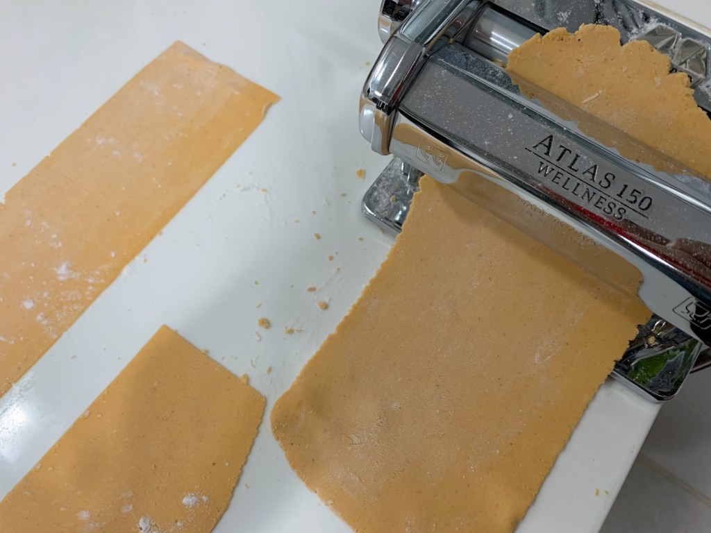 Máquina de abrir massa