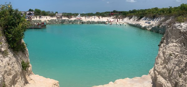 Buraco Azul Caiçara