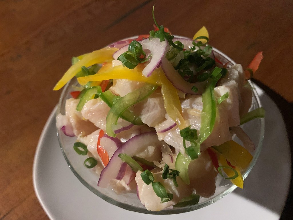 Ceviche de peixe branco
