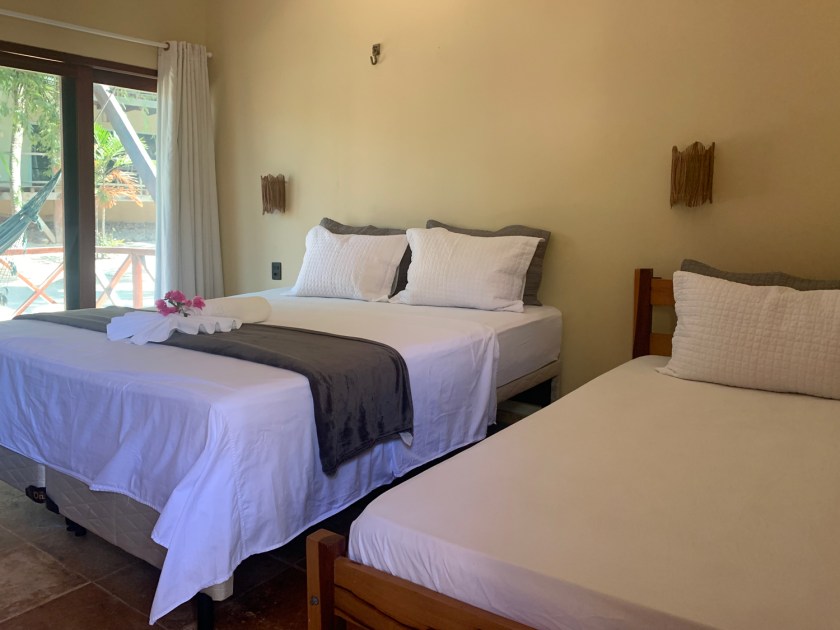 Quarto com cama extra