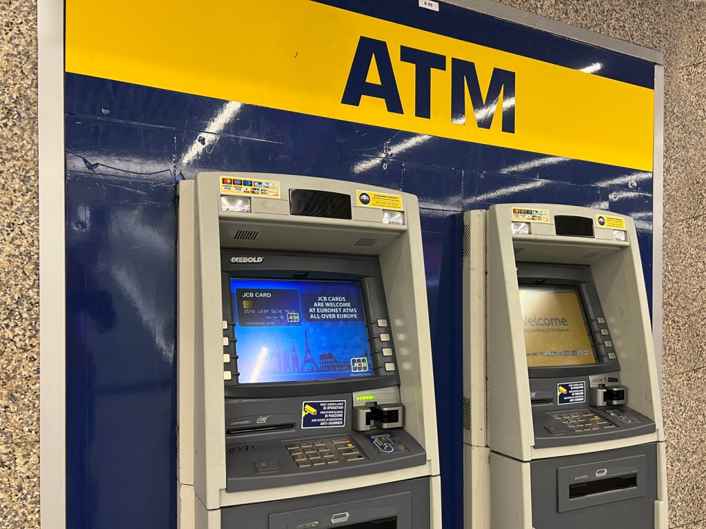 Saque em moeda local