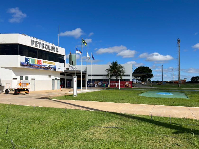 Aeroporto Senador Nilo Coelho