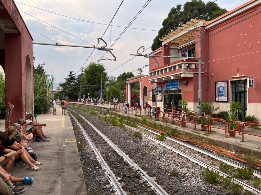 Estação Pompei Scavi