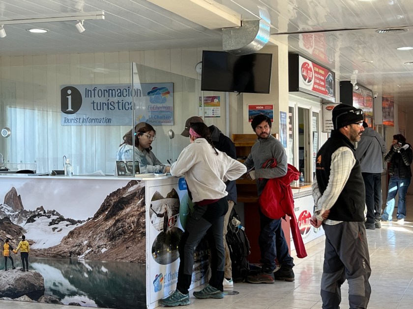 Balcão de informações turísticas na rodoviária